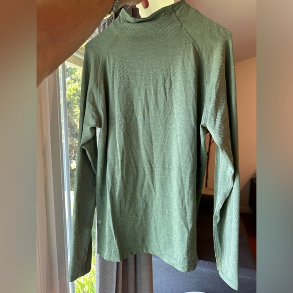 Lululemon Metal Tech Long Sleeve 1/4 Zip 2.0 - Picture 2 of 2